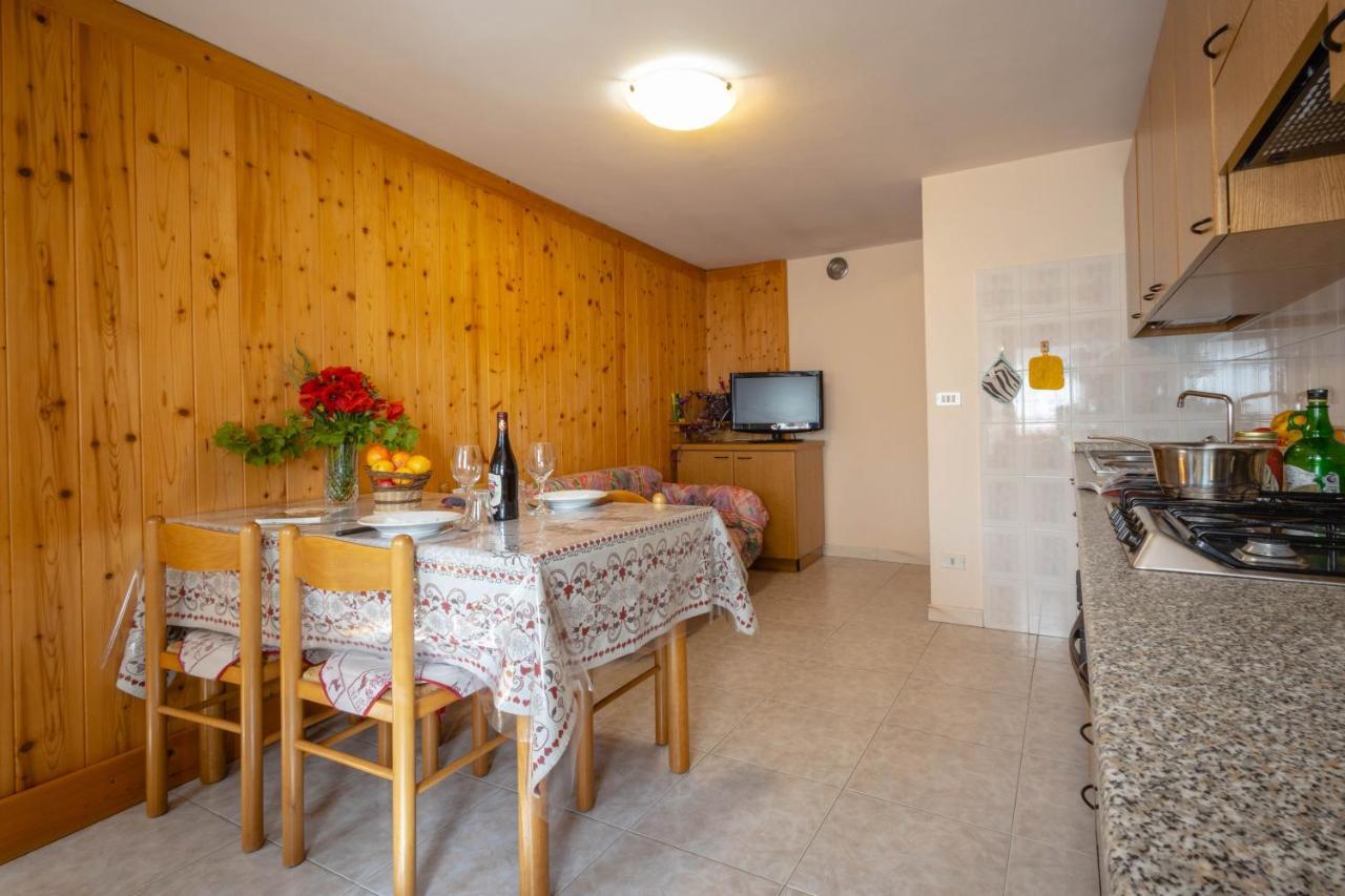 Le Vieux Noyer - Appartamenti Al Verde Villaggio Di Rumiod Saint-Pierre Εξωτερικό φωτογραφία