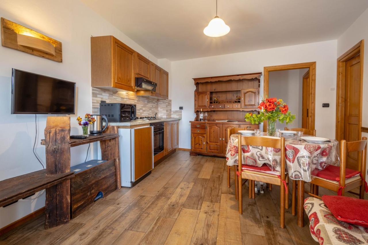 Le Vieux Noyer - Appartamenti Al Verde Villaggio Di Rumiod Saint-Pierre Εξωτερικό φωτογραφία