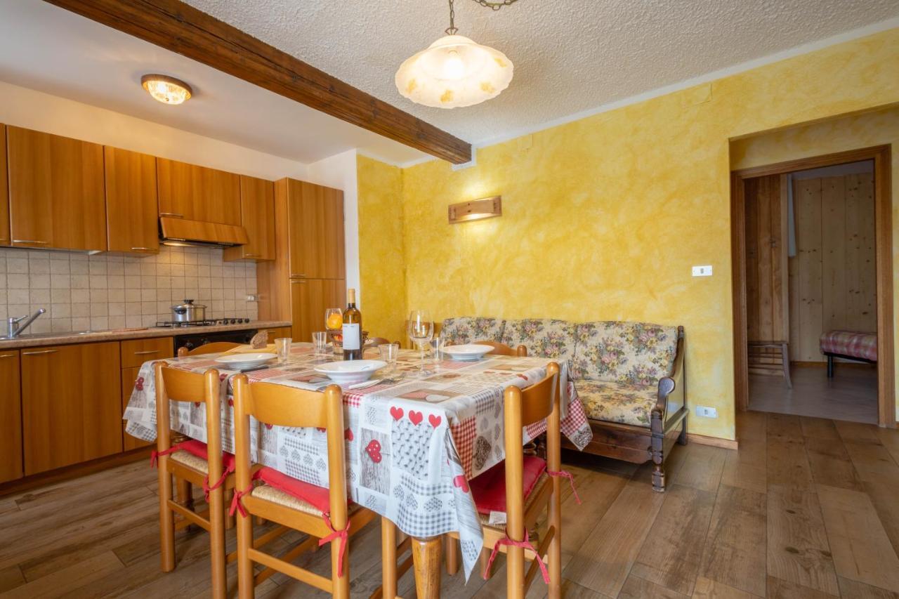 Le Vieux Noyer - Appartamenti Al Verde Villaggio Di Rumiod Saint-Pierre Εξωτερικό φωτογραφία