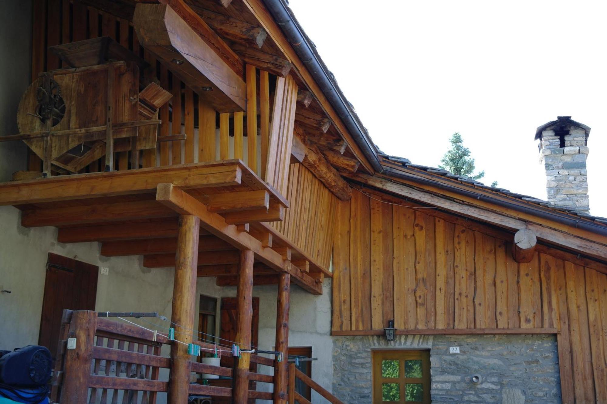 Le Vieux Noyer - Appartamenti Al Verde Villaggio Di Rumiod Saint-Pierre Εξωτερικό φωτογραφία